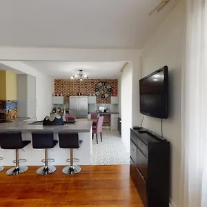 Appartement Grand logement quartier Championnet, Grenoble