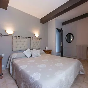 appartement-clot-de-felines.fr-provencehotel.com/